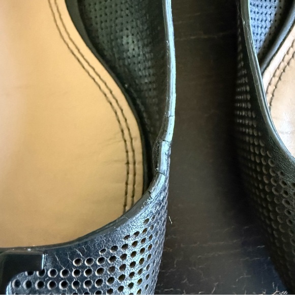 Tory Burch Black Flats with Iconic Medallion - Picture 7 of 14